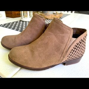 Girls MIA Darlette ankle booties